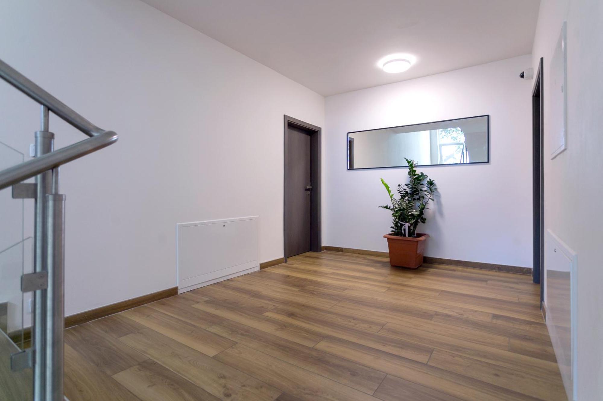 פראג Luong Europe Apartments מראה חיצוני תמונה